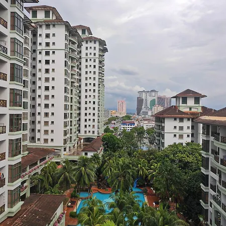 Urban Oasis Retreat Apartment Malacca Exterior photo